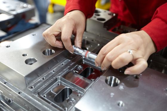 جودة  DXM Spectial Mold Base Plates Injection Mold Base ISO9001:2015 مصنع