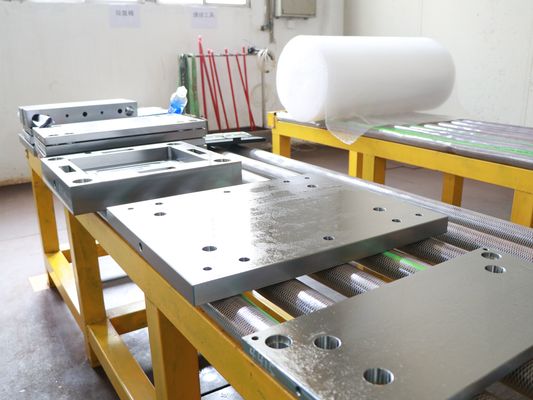 CNC Sinking Screw Head Precision Dme Mould Base سهل التفكيك الجمعية